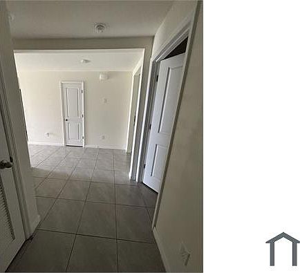 5th image of 10643 Chippewa Dr
