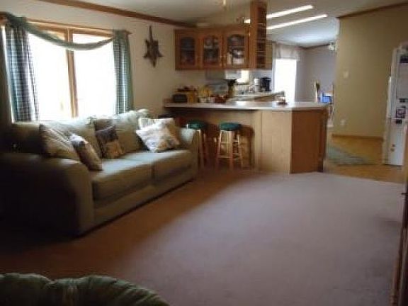 Spacious Family Room