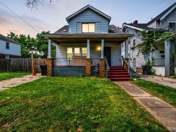 6431 Grandville Ave, Detroit, MI 48228
