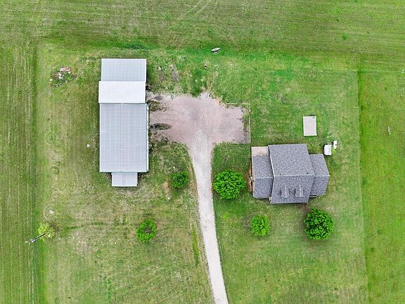 3rd image of 386 Scoggins Rd