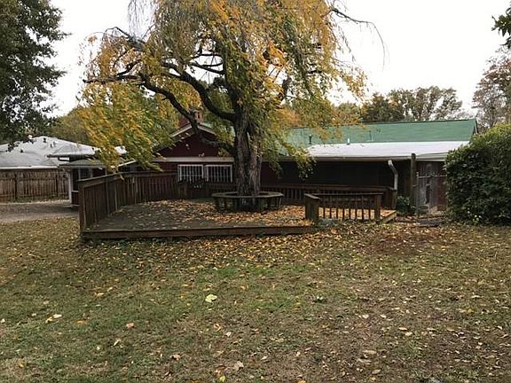 3rd image of 2665 Dunmoreland Ter