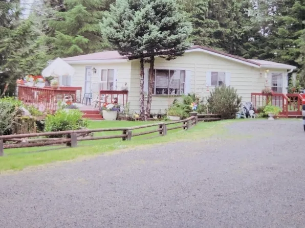 17 Hotdog Lane, Elma, WA 98541