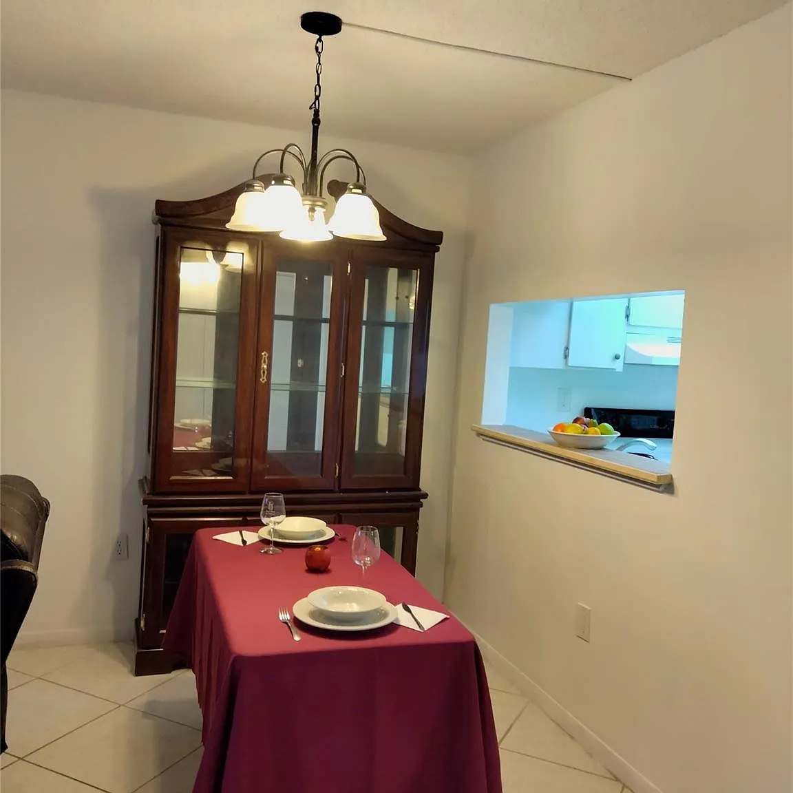 Lime Bay Condo 7 — Photo 1