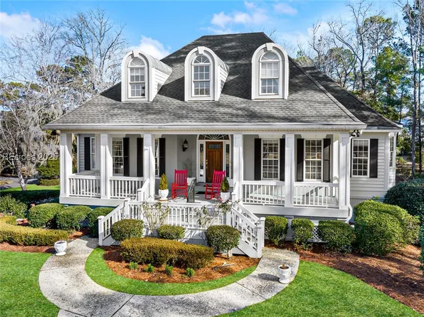 4 Christo Dr, Hilton Head Island, SC 29926