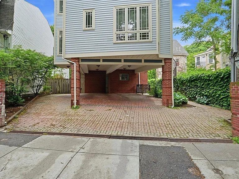 45 Market St #2 — Photo 8
