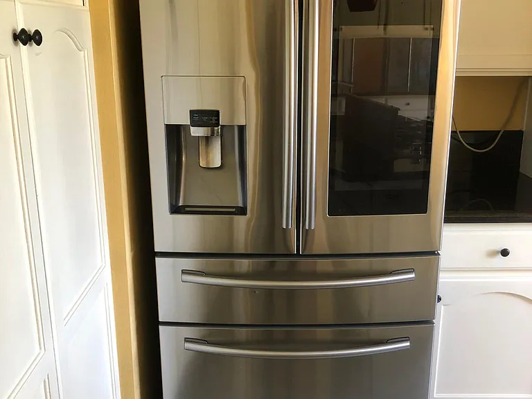 Samsung media refrigerator