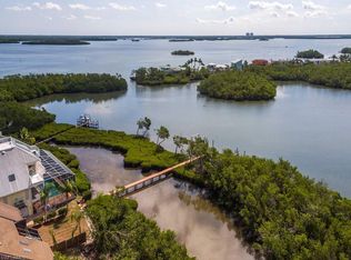21533 Indian Bayou Dr, Fort Myers Beach, FL 33931