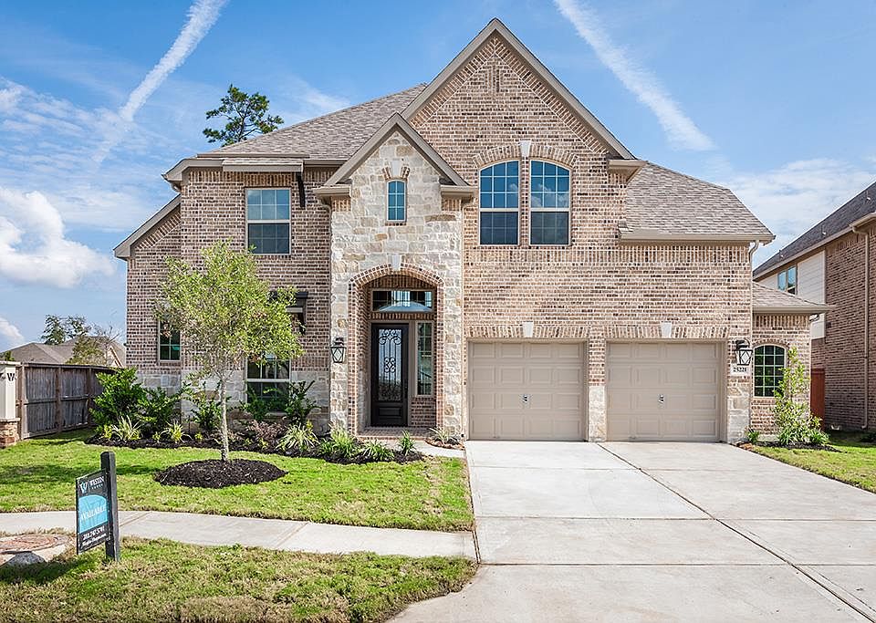 1st image of 25221 Forest Ledge Dr