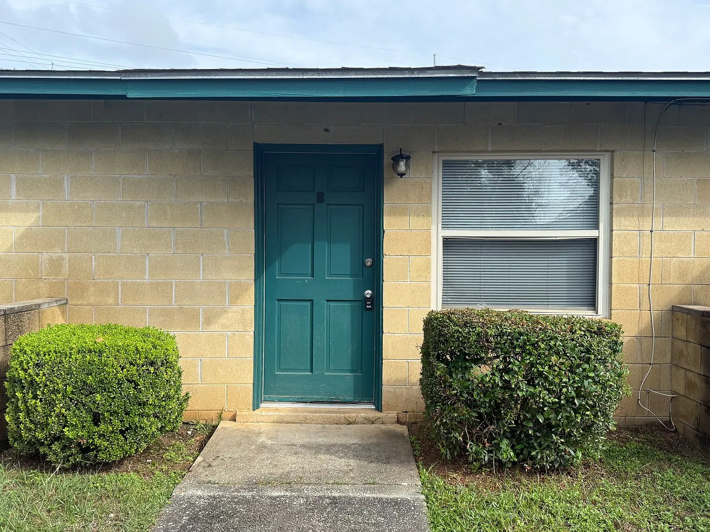 NE Tallahassee unit near TMH — Photo 2