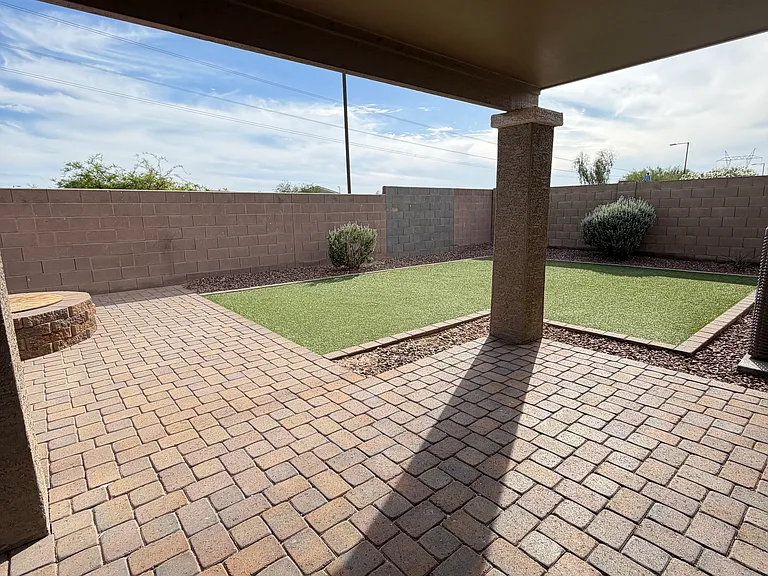 23035 W Mohave St — Photo 6
