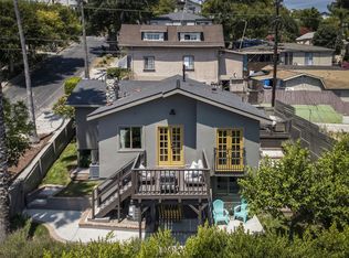 2111 Montana St, Los Angeles, CA 90026