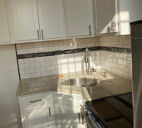 2nd image of 672 Carroll St Floor 3