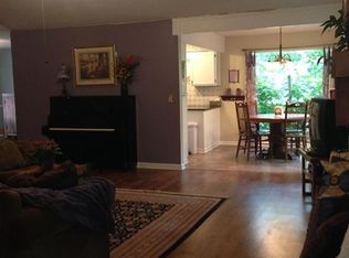 450 Ridgetop Dr NW, Acworth, GA 30102