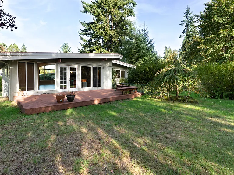 15323 SE 42nd St — Photo 39