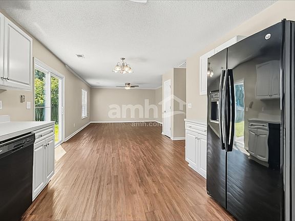 4th image of 259 Tall Pines Rd