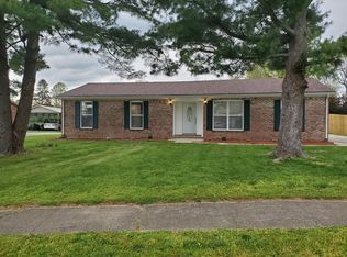 211 Normandy Cir, Versailles, KY 40383