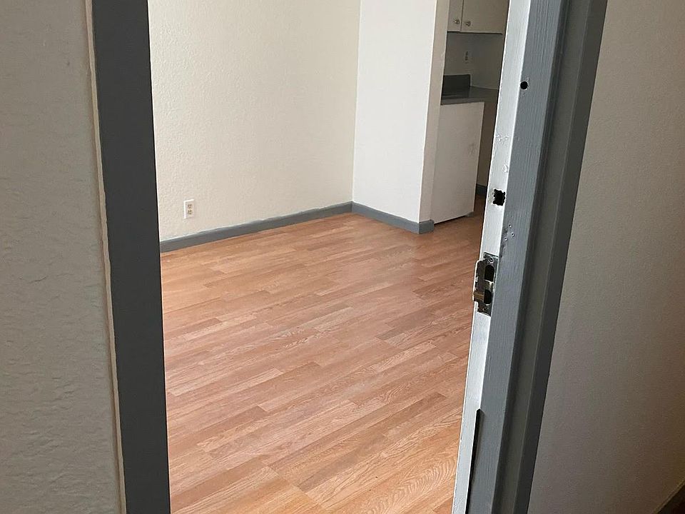 1st image of 1068 Howard St #6