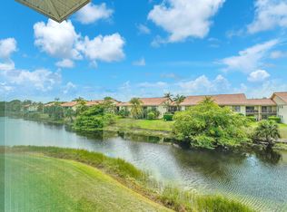 210 Lake Evelyn Drive, West Palm Beach, FL 33411