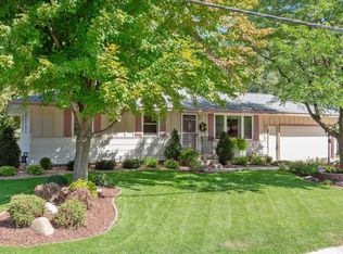 827 Grant St, Anoka, MN 55303
