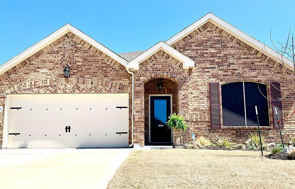1st image of 608 Beltrand Ln