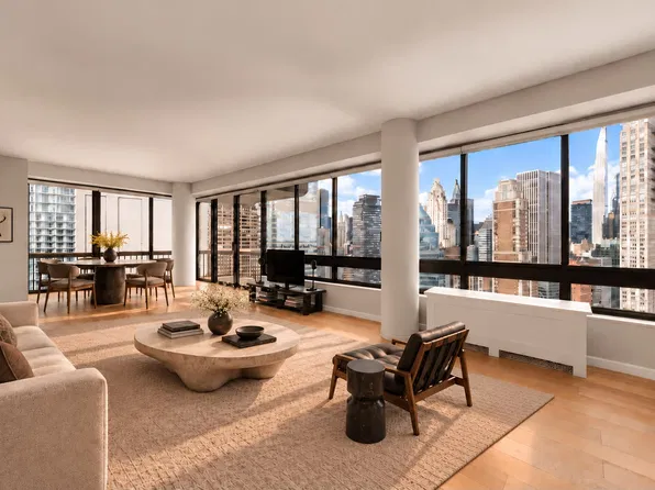 167 East 61st Street image 1 of 15