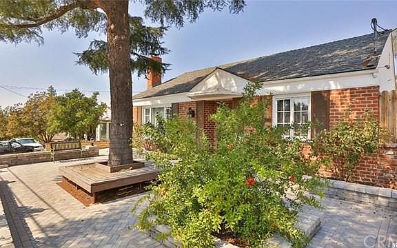 5th image of 8423 Wentworth St