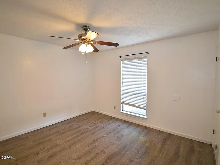 6321 Lance St — Photo 14