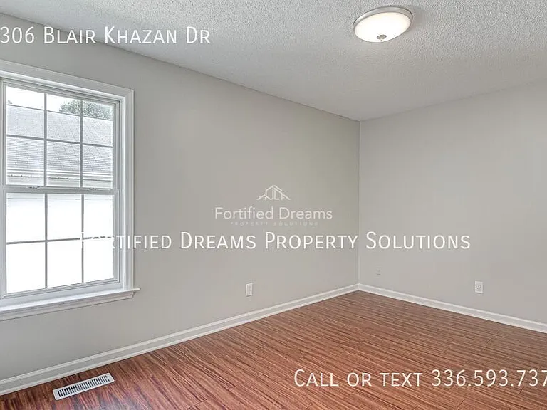 2306 Blair Khazan Dr — Photo 13