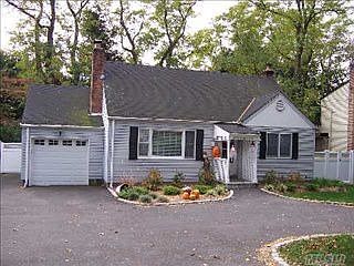 1st image of 203 Lynn Ave