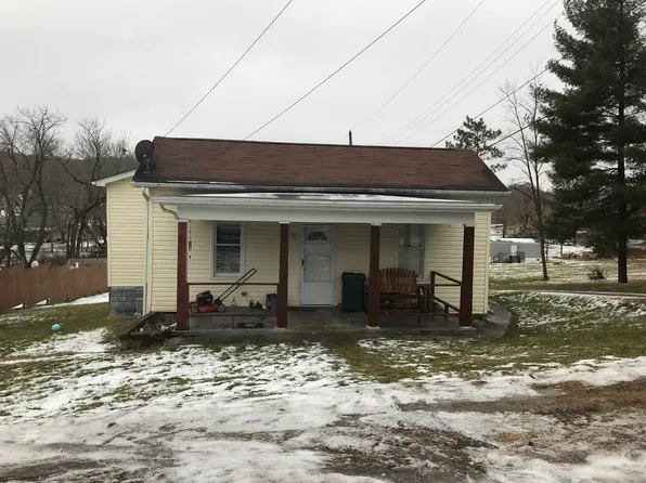 2 S 2nd St, Coalton, OH 45621