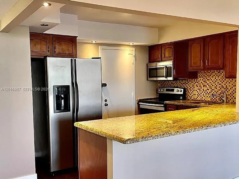 600 Three Islands Blvd #304 — Photo 1