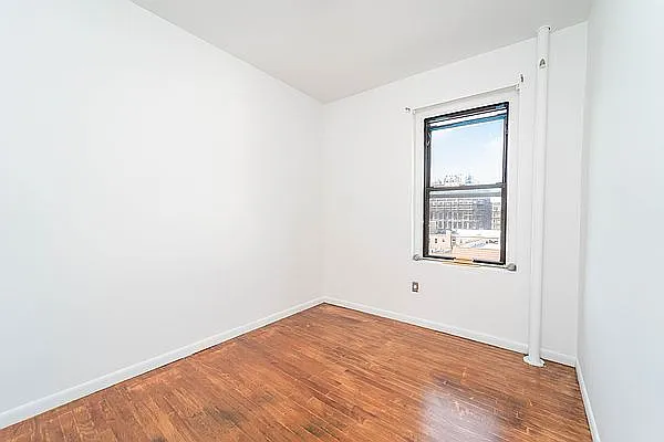 Rented by Modern Spaces | media 8