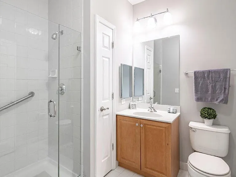Cranford Crossing Apartment Homes — Photo 8