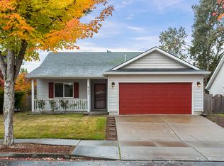 6164 SE Golden St, Hillsboro, OR 97123