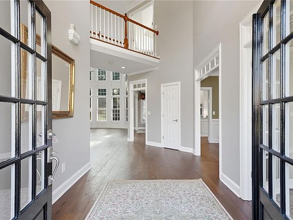 3rd image of 4614 Glory Maple Trce