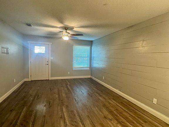 3rd image of 2100 Austin St APT 1