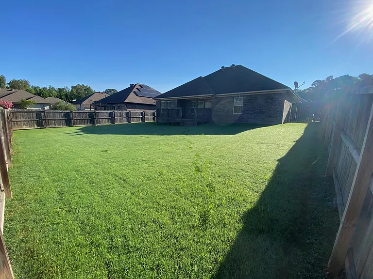 3005 Chapman Ct — Photo 15