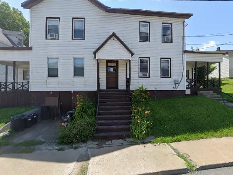 102 E Main St #5 — Photo 1
