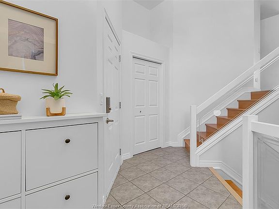 5th image of 2955 Ruth Rd