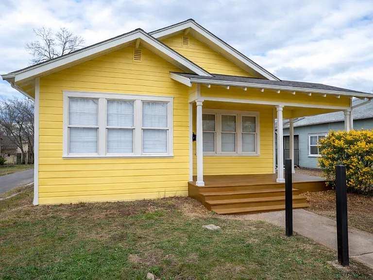 1101 Gibbs — Photo 3