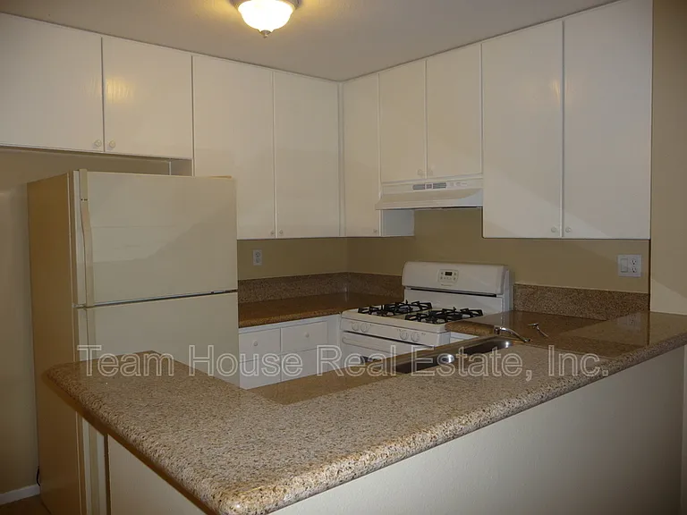 27240 Luther Dr #509 — Photo 6