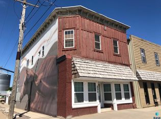231 S 5th St, Menno, SD 57045