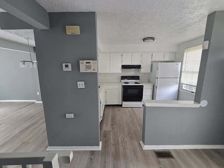 8237 Styers Ct — Photo 3