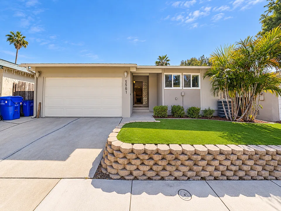 5561 Baja Dr