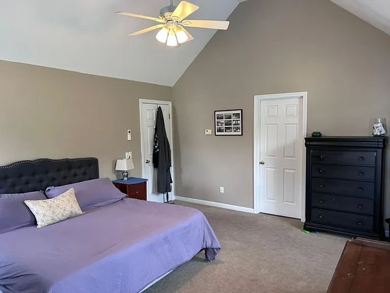 9 Stephen Dr — Photo 28