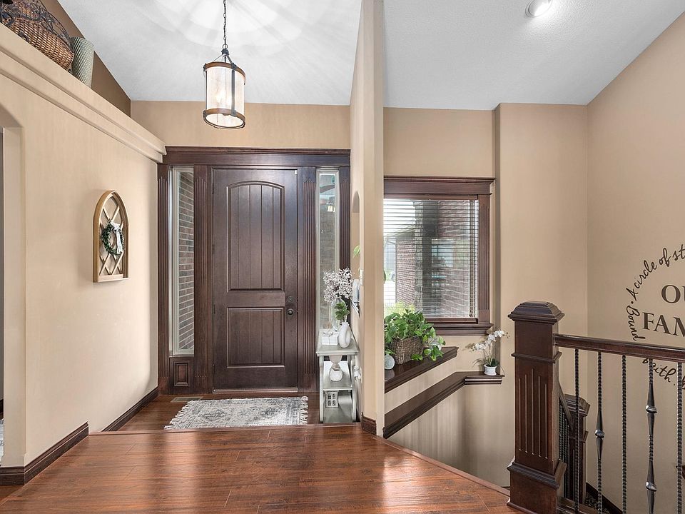 210 S Crocker Ct, Colwich, KS 67030 Zillow