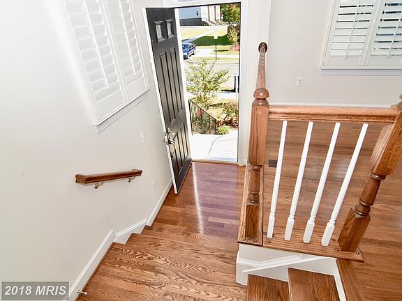 Foyer entry
