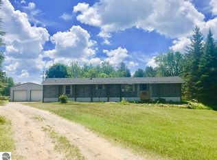 6730 E 46th Rd, Cadillac, MI 49601