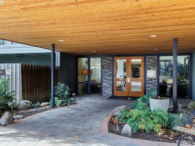 45 Eagle Crest Dr APT 415, Lake Oswego, OR, 97035