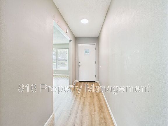 3rd image of 11125-11127 E 84th Ter Unit 11125